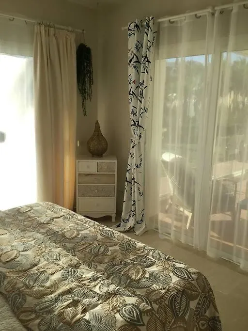 Alcazaba Blue Lagoon 3 Bedroom, Ground Floor Apartment Estepona 0*,  Španělsko