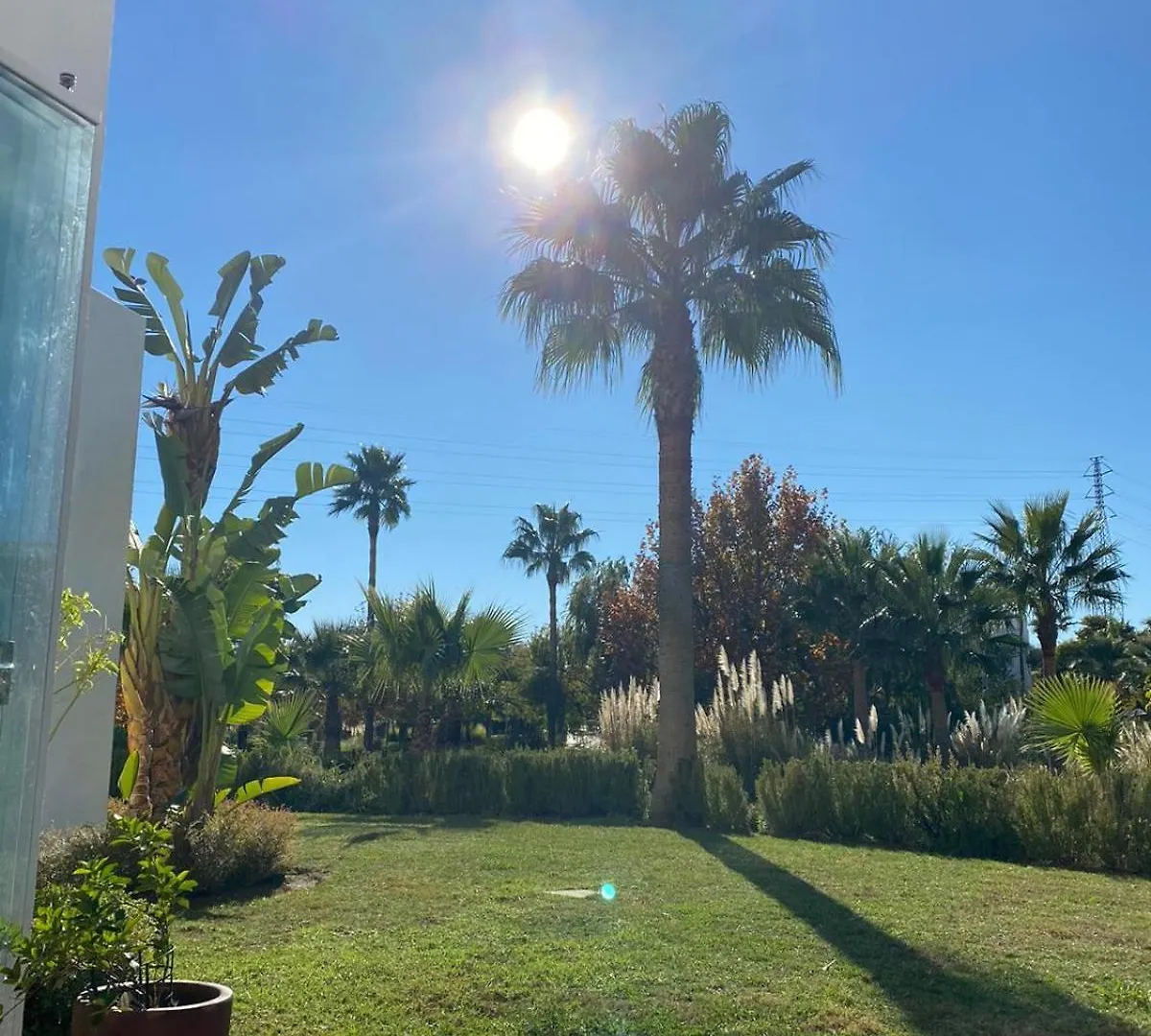 Alcazaba Blue Lagoon 3 Bedroom, Ground Floor Apartment Estepona 0*,  Španělsko